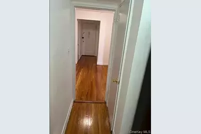 84-23 Manton Street #4A, Briarwood, NY 11435 - Photo 4