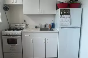 84-23 Manton St, Briarwood, NY 11435 - Photo 8