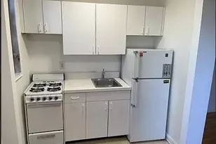 84-23 Manton St, Briarwood, NY 11435 - Photo 6