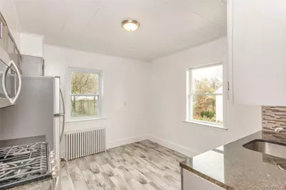209 Grand Street, Mamaroneck, NY 10543 - Photo 6