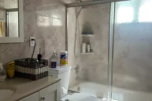 28 Glenda Dr, Deer Park, NY 11729 - Photo 4