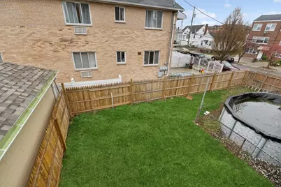 2665 Harding Ave, Bronx, NY 10465 - Photo 36