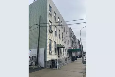 11-11 47 Road, Long Island City, NY 11101 - Photo 1