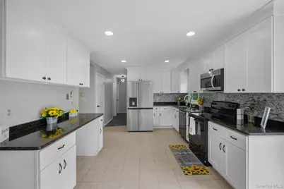 122 Susan Drive, Poughquag, NY 12570 - Photo 4