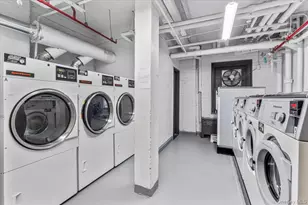 62-15 53rd Ave, Maspeth, NY 11378 - Photo 18