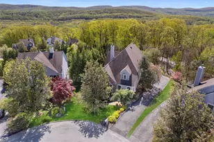 7 Paisley Ct, Highland Mills, NY 10930 - Photo 2