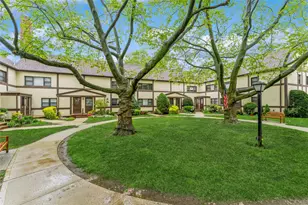 274 Cherry Valley Ave, Garden City, NY 11530 - Photo 18