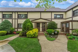 274 Cherry Valley Ave, Garden City, NY 11530 - Photo 2