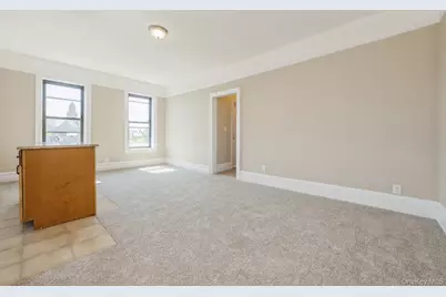 12 Hempstead Ave #4D, Rockville Centre, NY 11570 - Photo 6