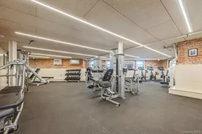 12 Hempstead Ave #4D, Rockville Centre, NY 11570 - Photo 14