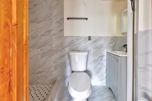 115-47 199th St, Jamaica, NY 11412 - Photo 18