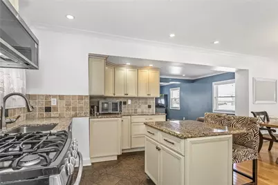 8919 205th Street, Hollis, NY 11423 - Photo 8