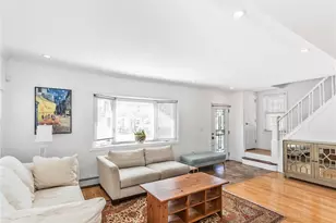 89-19 205th St, Hollis, NY 11423 - Photo 2