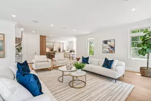 10 Threepence Dr, Melville, NY 11747 - Photo 10