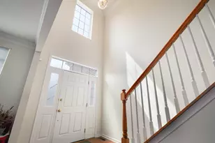 417 Vassar Pl, Fishkill, NY 12524 - Photo 4