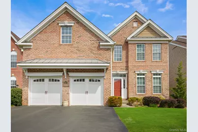 417 Vassar Place, Fishkill, NY 12524 - Photo 2