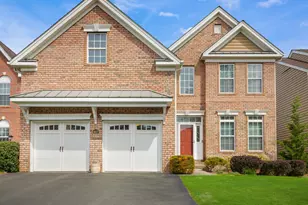 417 Vassar Pl, Fishkill, NY 12524 - Photo 2