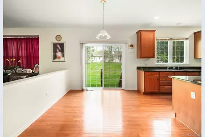417 Vassar Place, Fishkill, NY 12524 - Photo 12