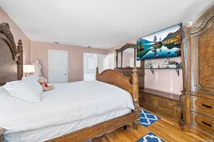 21 Victoria Ln, Manorville, NY 11949 - Photo 16