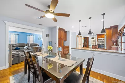 21 Victoria Lane, Manorville, NY 11949 - Photo 6