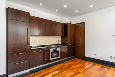 40 Broad Street #28H, New York, NY 10004 - Photo 8