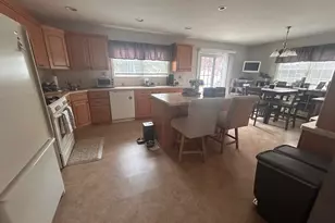 36 Shore Dr W, Copiague, NY 11726 - Photo 24