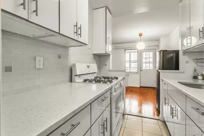 138-10 Franklin Avenue #9J, Flushing, NY 11355 - Photo 14