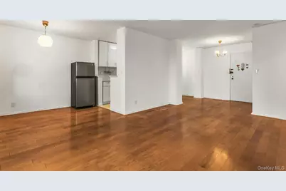 138-10 Franklin Avenue #9J, Flushing, NY 11355 - Photo 8