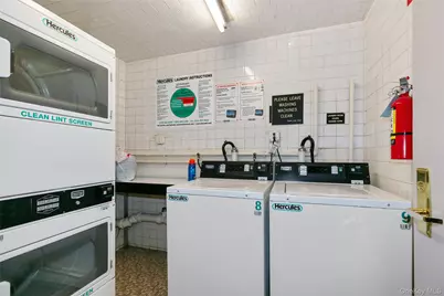 40 Stoner Avenue #2F, Great Neck, NY 11021 - Photo 8