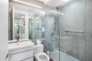 255 E 49th St, New York, NY 10017 - Photo 16