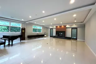 25 Shelter Rock Rd, Manhasset, NY 11030 - Photo 6