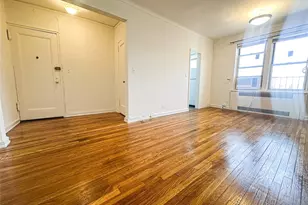 110-34 73rd Rd, Forest Hills, NY 11375 - Photo 2