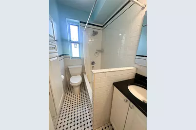 110-34 73rd Road #6K, Forest Hills, NY 11375 - Photo 8