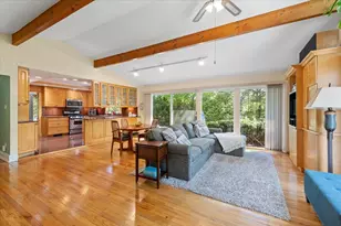 22 Stratford Ave, Greenlawn, NY 11740 - Photo 4