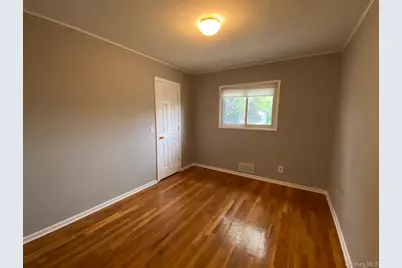23 Duncan Lane, Huntington, NY 11743 - Photo 8