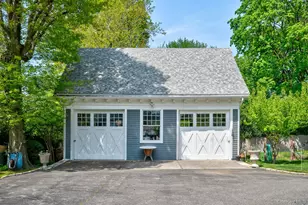 89 Duck Pond Rd, Glen Cove, NY 11542 - Photo 48