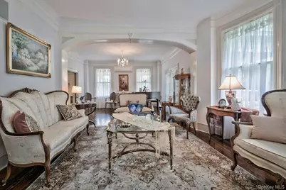 89 Duck Pond Road, Glen Cove, NY 11542 - Photo 18