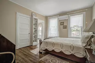 89 Duck Pond Rd, Glen Cove, NY 11542 - Photo 38