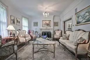 89 Duck Pond Rd, Glen Cove, NY 11542 - Photo 16