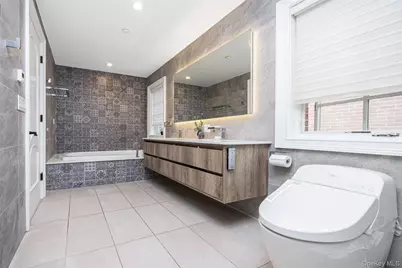 150-50 6th Avenue, Whitestone, NY 11357 - Photo 16