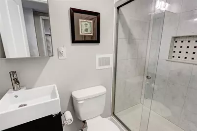 42 Briarwood Lane, Plainview, NY 11803 - Photo 18