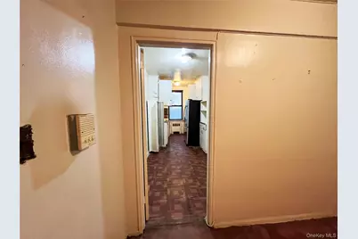 745 E 231 Street #1F, Bronx, NY 10466 - Photo 4