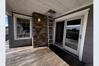 510 Shore Drive, Oakdale, NY 11769 - Photo 22