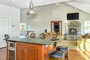 510 Shore Dr, Oakdale, NY 11769 - Photo 14