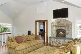 510 Shore Dr, Oakdale, NY 11769 - Photo 12