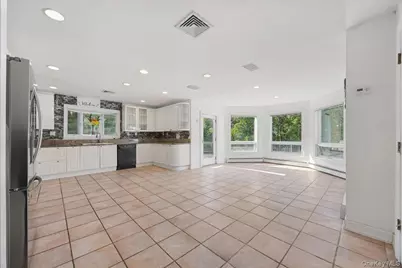 587 Route 306, Suffern, NY 10901 - Photo 16