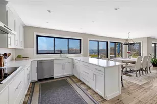 24 Laura Lee Dr, Center Moriches, NY 11934 - Photo 6