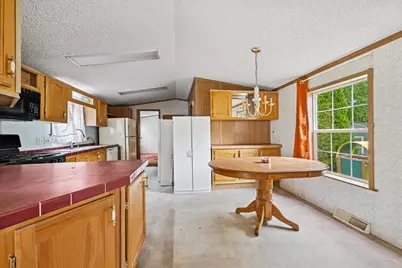 105 Oakview Highway #148, East Hampton, NY 11937 - Photo 4