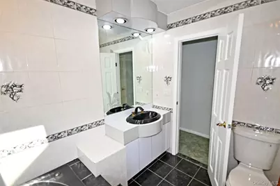2198 Willow Street, Wantagh, NY 11793 - Photo 24