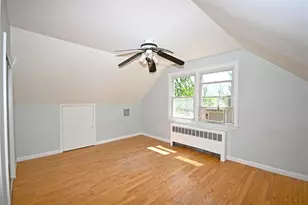 2198 Willow St, Wantagh, NY 11793 - Photo 44